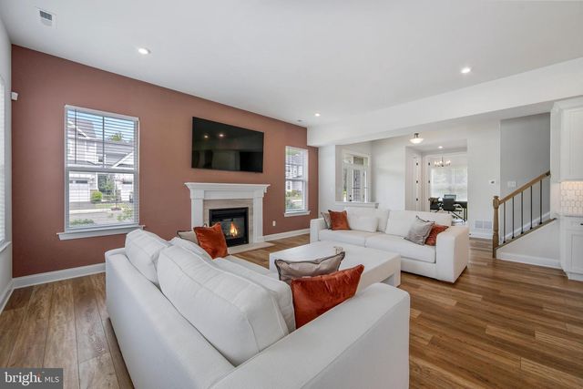 12 BALDWIN CT, Medford, NJ 08055