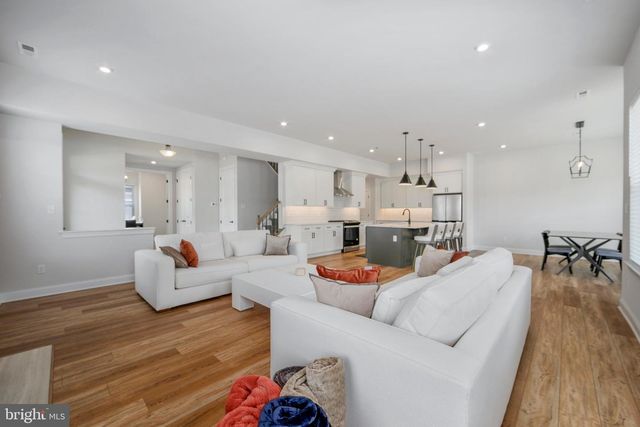 12 BALDWIN CT, Medford, NJ 08055