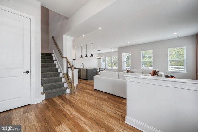 12 BALDWIN CT, Medford, NJ 08055