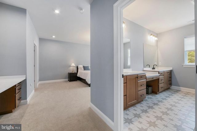 12 BALDWIN CT, Medford, NJ 08055