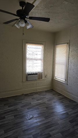 2503 Wilkinson Avenue, Fort Worth, TX 76103