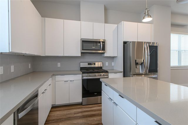 1274 N Post Oak Road B, Houston, TX 77055