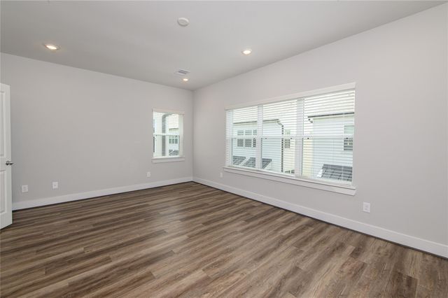 1274 N Post Oak Road B, Houston, TX 77055