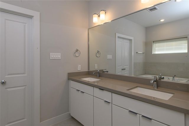 1274 N Post Oak Road B, Houston, TX 77055