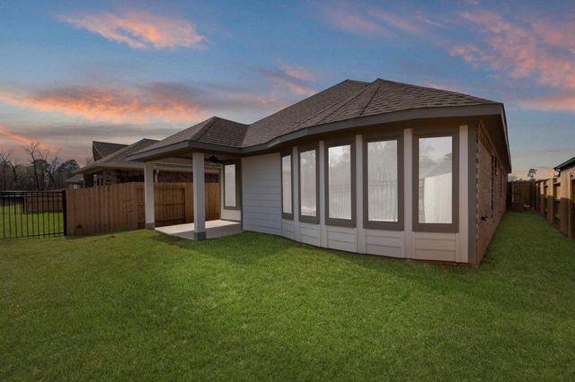 235 Navasota Narrows Way, Conroe, TX 77304