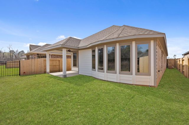 235 Navasota Narrows Way, Conroe, TX 77304