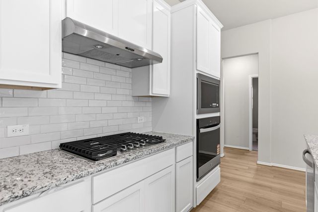 235 Navasota Narrows Way, Conroe, TX 77304