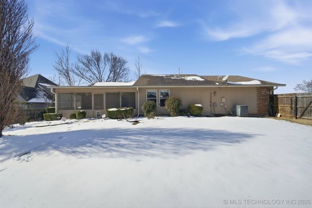 110 W 114th Street, Jenks, OK 74037