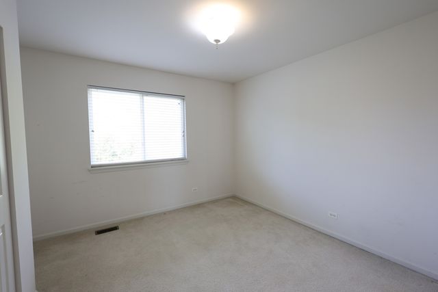 34156 N RED TOP Lane, Round Lake, IL 60073