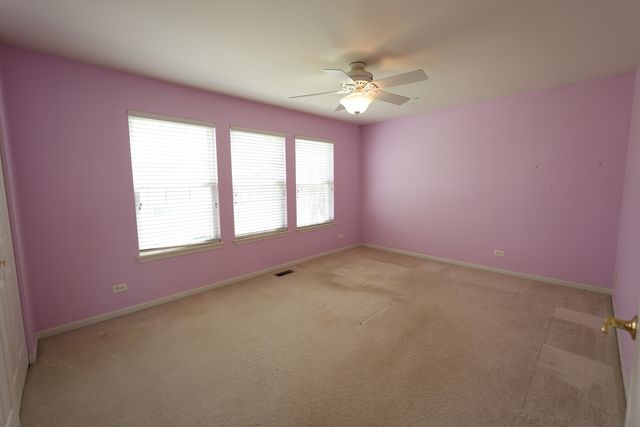 34156 N RED TOP Lane, Round Lake, IL 60073