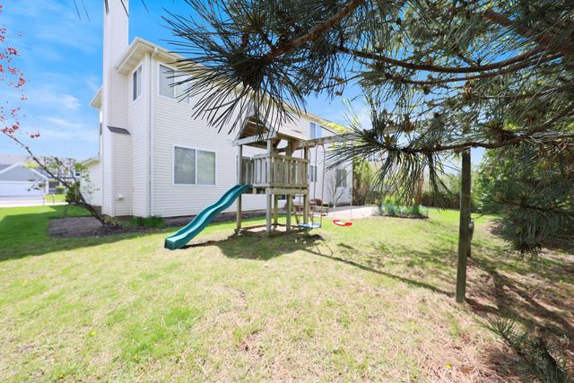 34156 N RED TOP Lane, Round Lake, IL 60073