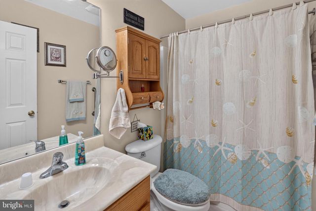 614 FIELDCREST DR, Dover, DE 19904