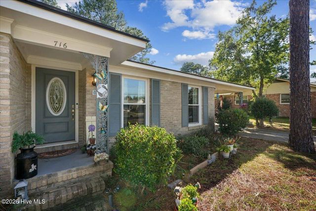 716 Shortridge Road, Fayetteville, NC 28303