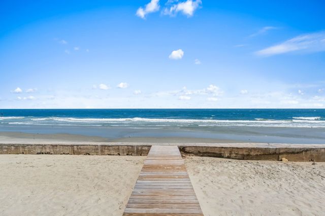 2045 S Waccamaw Dr., Garden City Beach, SC 29576