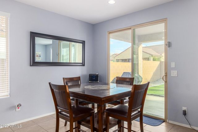 943 W DANISH RED Trail, San Tan Valley, AZ 85143