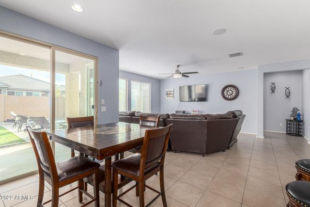 943 W DANISH RED Trail, San Tan Valley, AZ 85143