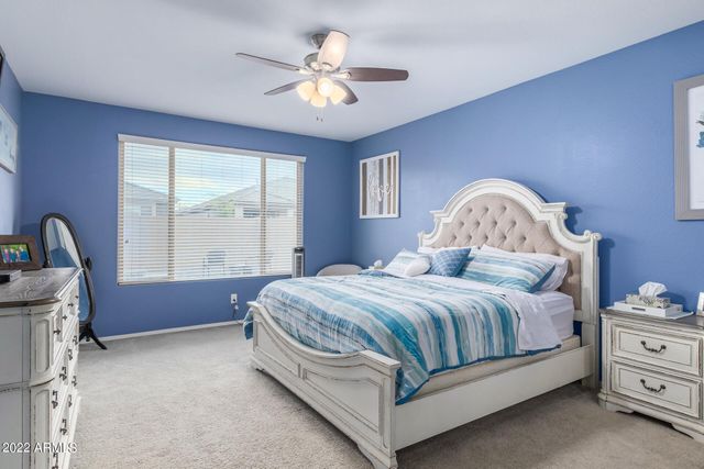 943 W DANISH RED Trail, San Tan Valley, AZ 85143