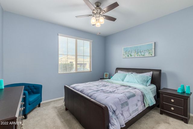 943 W DANISH RED Trail, San Tan Valley, AZ 85143