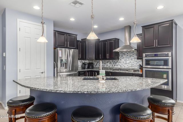 943 W DANISH RED Trail, San Tan Valley, AZ 85143