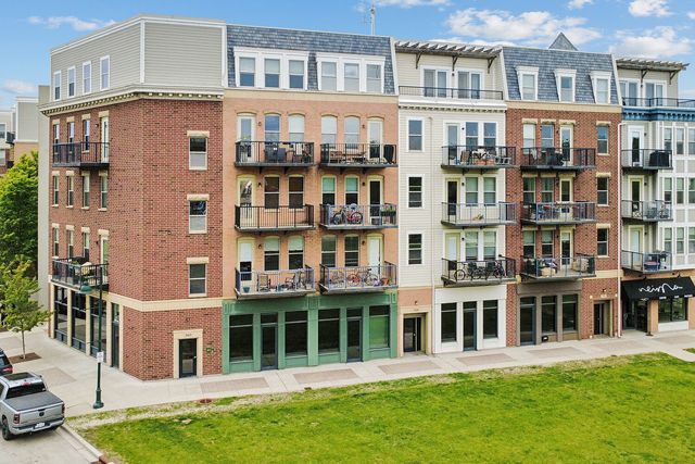 303 Front Street 1401, Lemont, IL 60439