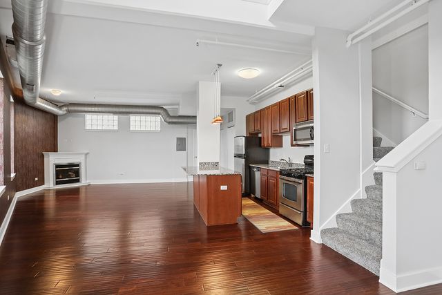 303 Front Street 1401, Lemont, IL 60439