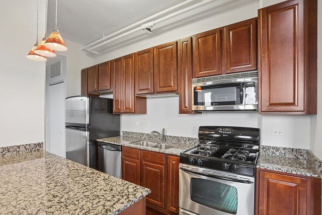 303 Front Street 1401, Lemont, IL 60439