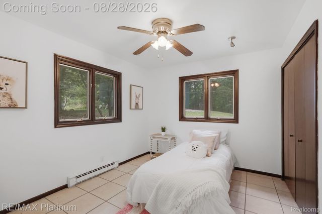 2420 Shagbark, Milford Charter Township, MI 48380