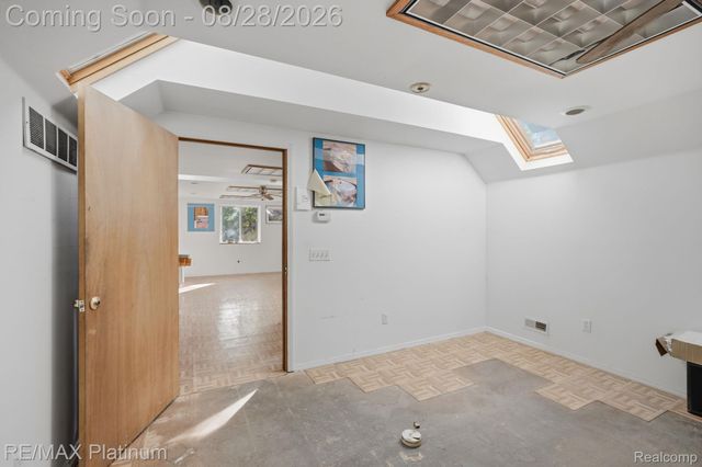 2420 Shagbark, Milford Charter Township, MI 48380