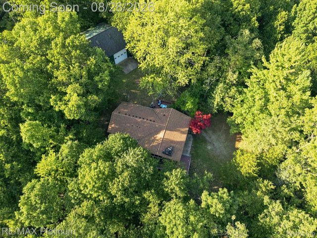 2420 Shagbark, Milford Charter Township, MI 48380