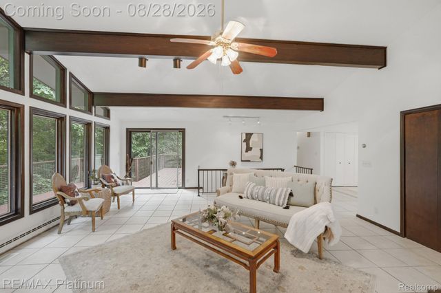 2420 Shagbark, Milford Charter Township, MI 48380