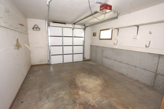 126 Briarbrook Drive, Other Mo, MO 64834