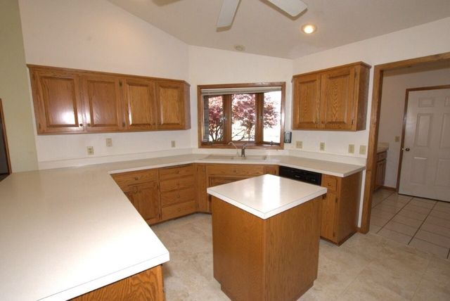 126 Briarbrook Drive, Other Mo, MO 64834