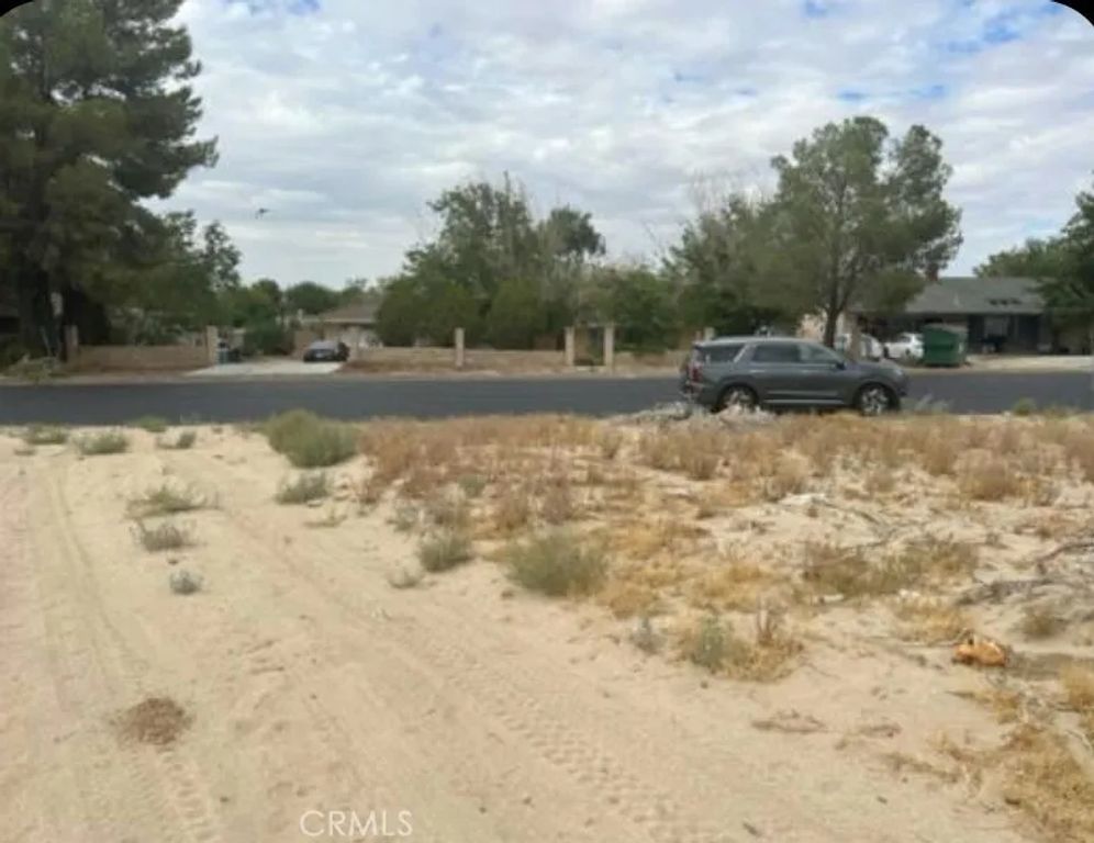 157 W Avenue O, Palmdale, CA 93551