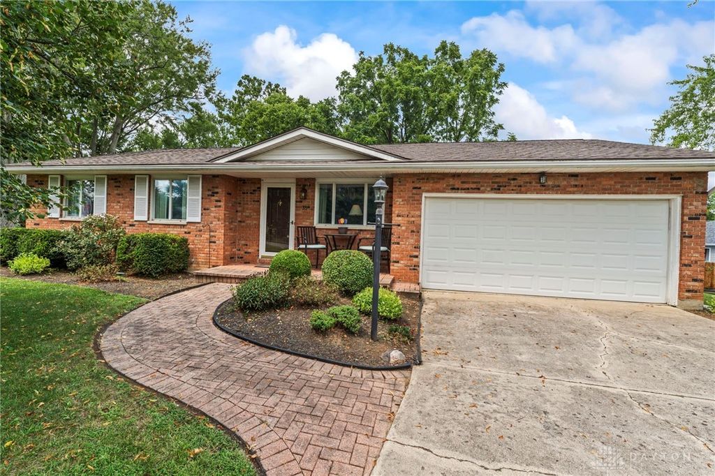 35 Nancy Place, Germantown, OH 45327