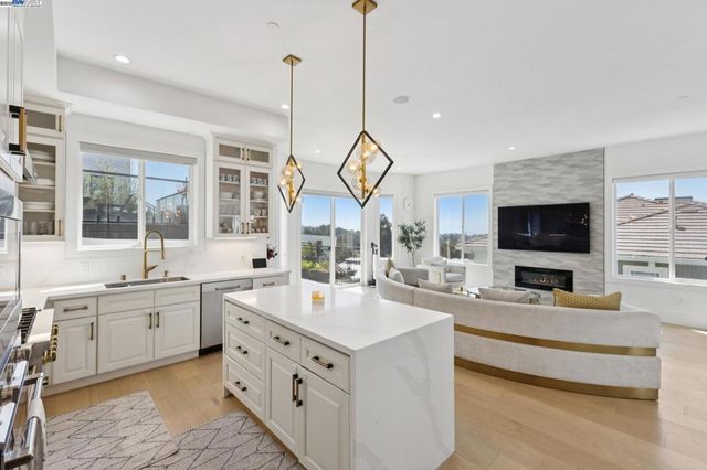 3606 Sarita St, Hayward, CA 94542