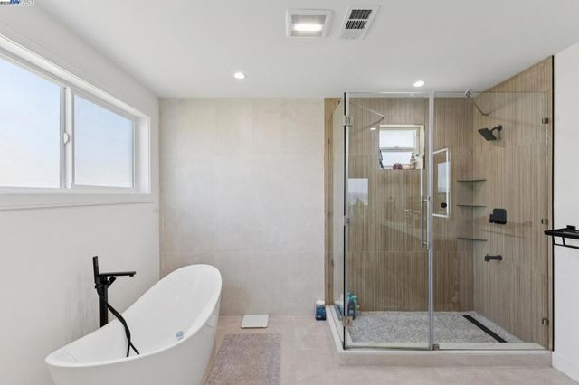 3606 Sarita St, Hayward, CA 94542