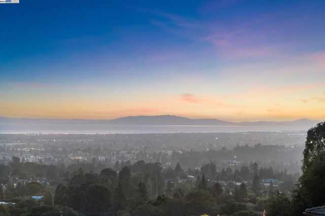 3606 Sarita St, Hayward, CA 94542