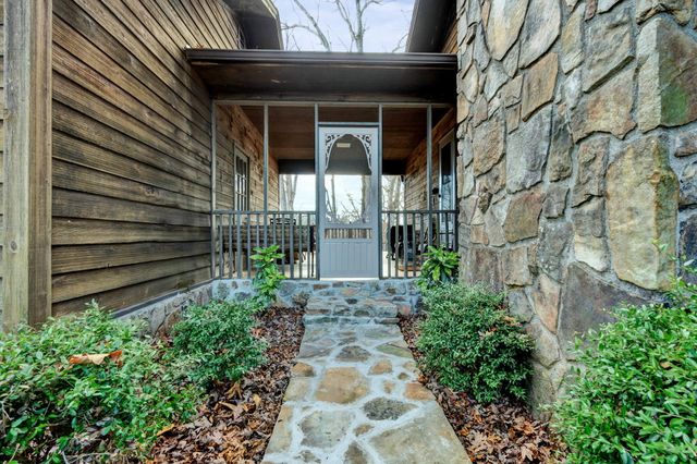 304 County Road 475, Etowah, TN 37331