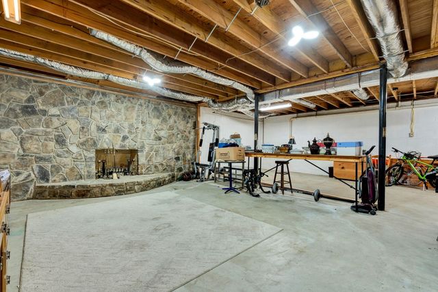 304 County Road 475, Etowah, TN 37331