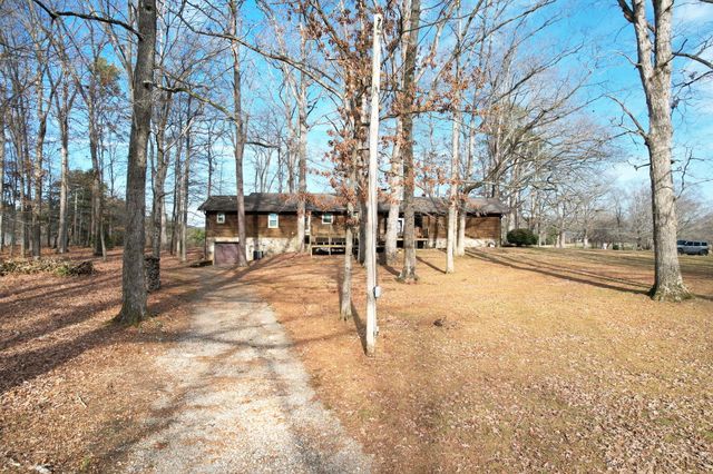 304 County Road 475, Etowah, TN 37331