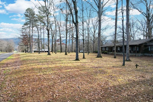 304 County Road 475, Etowah, TN 37331