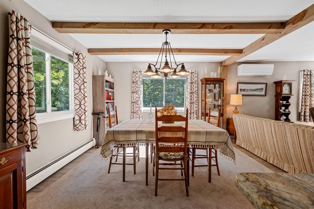 10 Town House Road, New Hampton, NH 03256