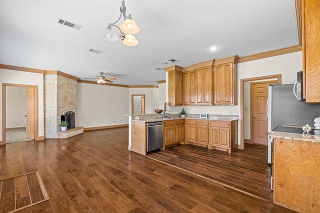 215 N 2nd Street, Princeton, TX 75407