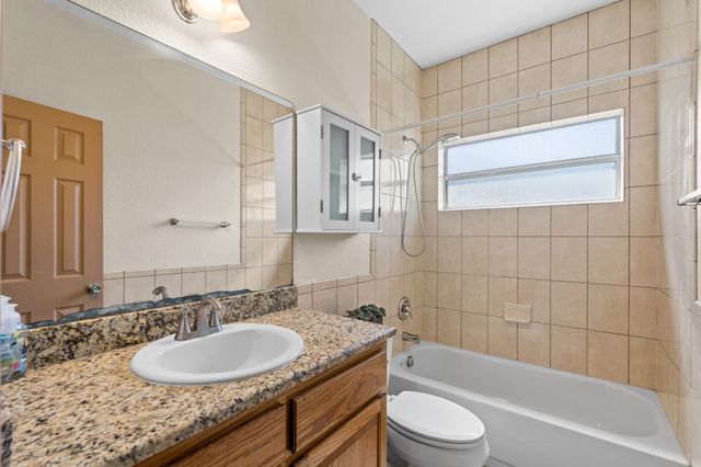 215 N 2nd Street, Princeton, TX 75407