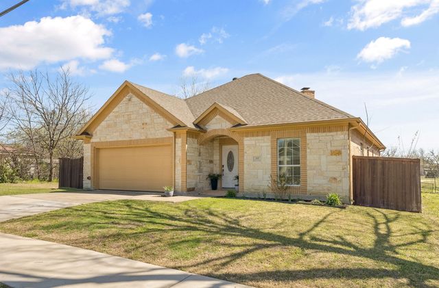 215 N 2nd Street, Princeton, TX 75407