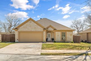 215 N 2nd Street, Princeton, TX 75407