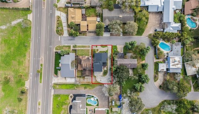 208 Circle Dr, Corpus Christi, TX 78411