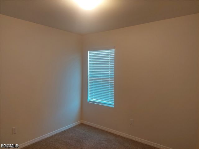 326 SW 24th PL, Cape Coral, FL 33991