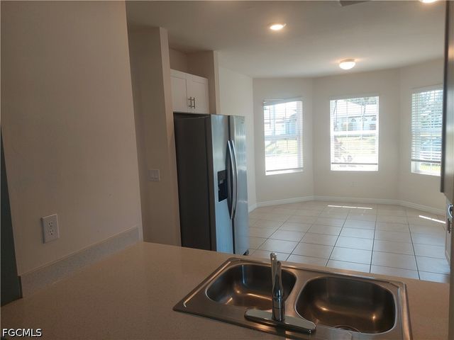 326 SW 24th PL, Cape Coral, FL 33991