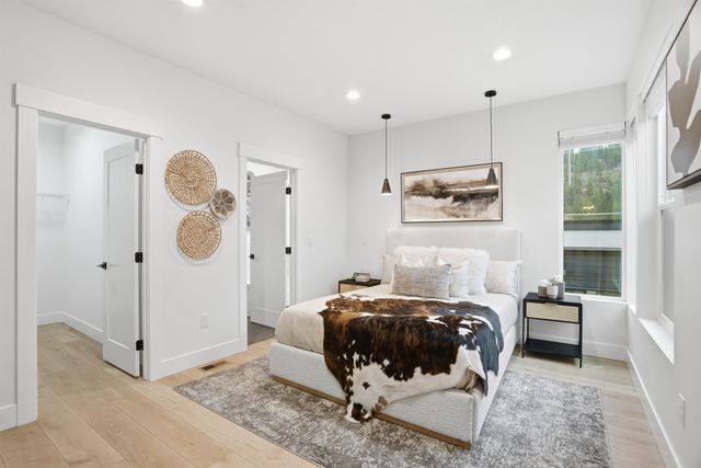 1715 W 26TH Ave, Spokane, WA 99224